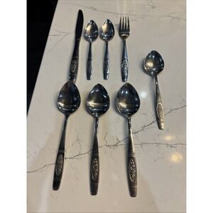 8- Mixed Lot Oneida ROSE PENDANT Distinction Deluxe Stainless Spoon Knife Fork